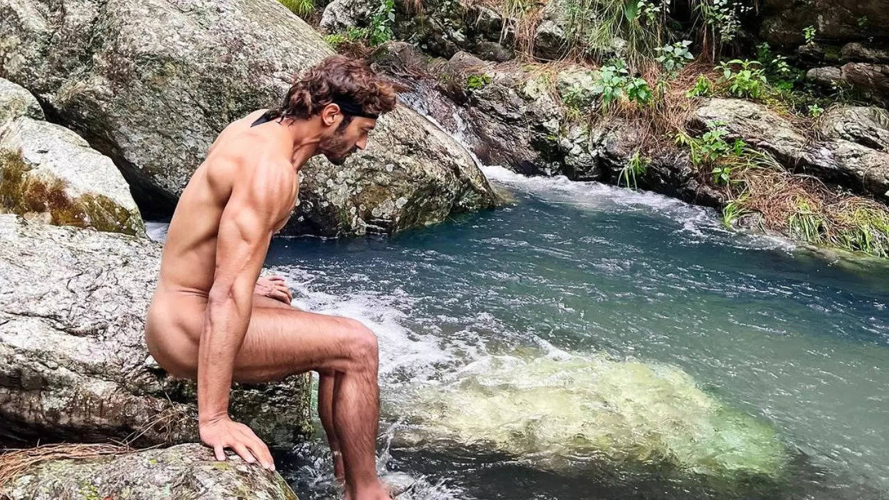 Vidyut Jammwal: Stunning Photos In Nature's Embrace, A Symphony Of Wilderness