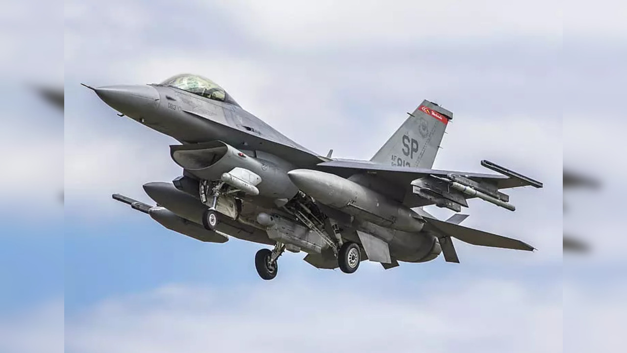 US F-16 Jet Crashes in South Korea During Training