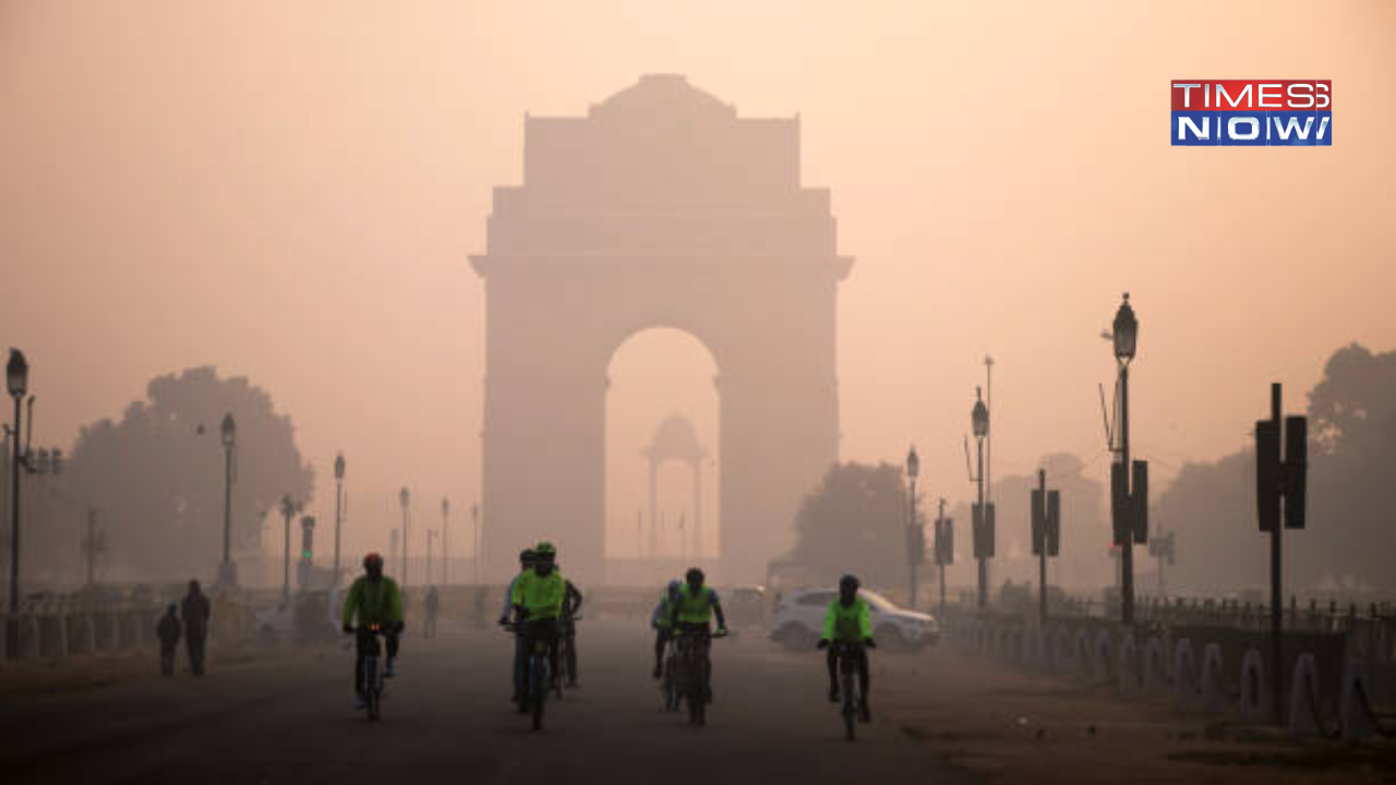 Delhi Records Coldest Morning Of The Season At 6.5 Degree Celsius