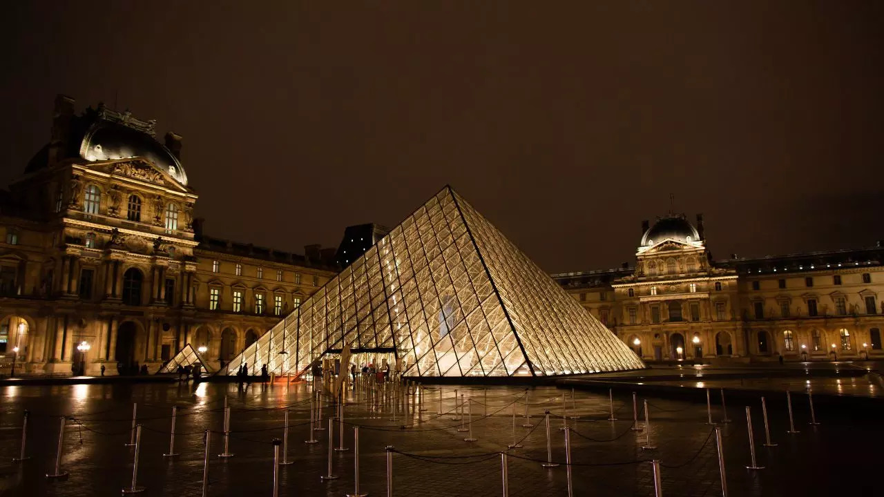 Louvre