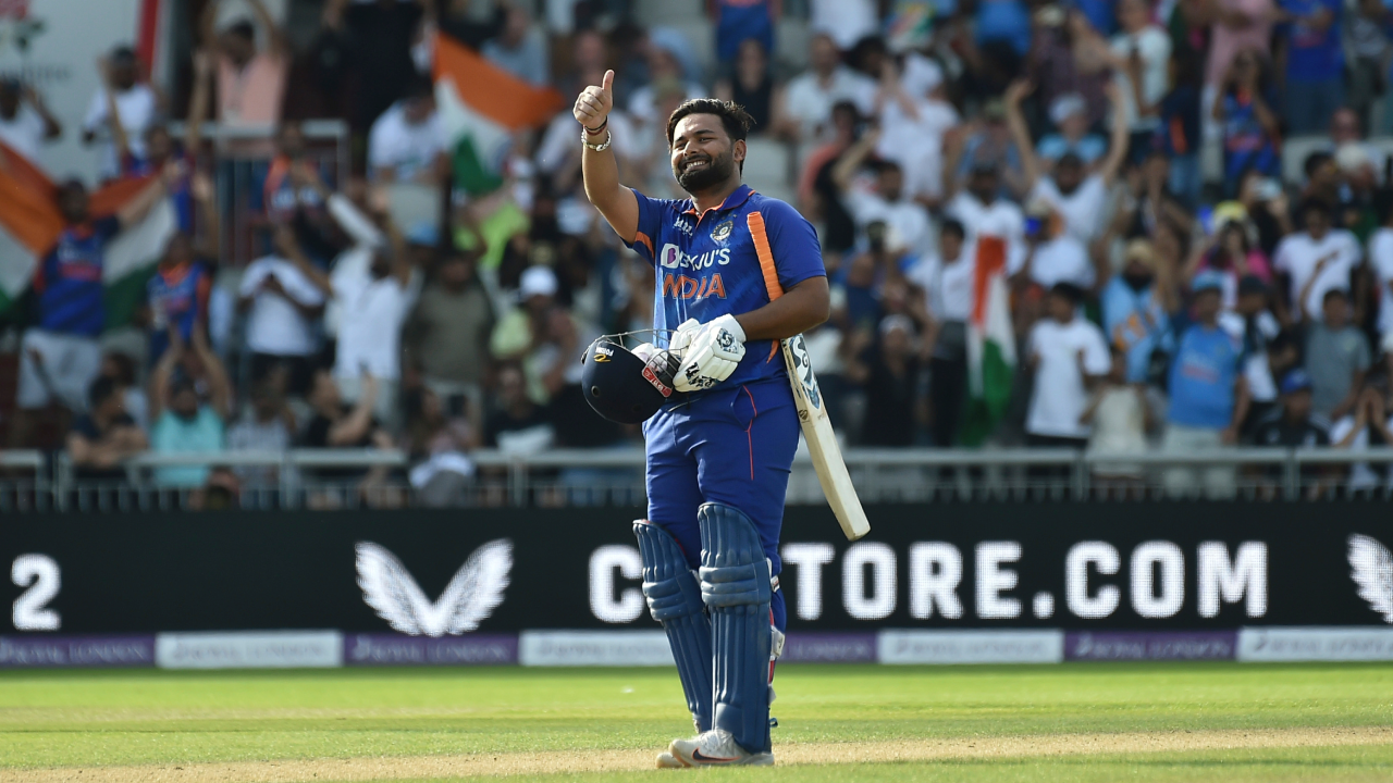 Rishabh PAnt 3rd ODI england-AP