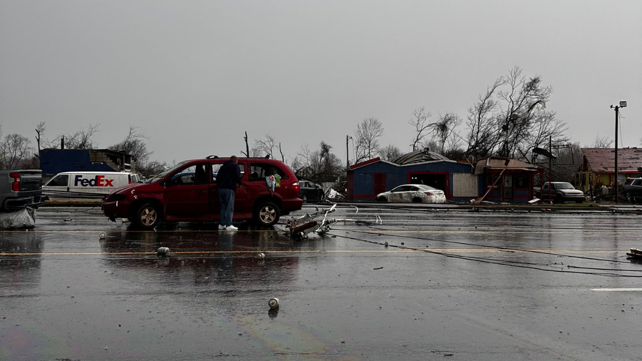 Clarksville Tennessee Tornado Victims Identified