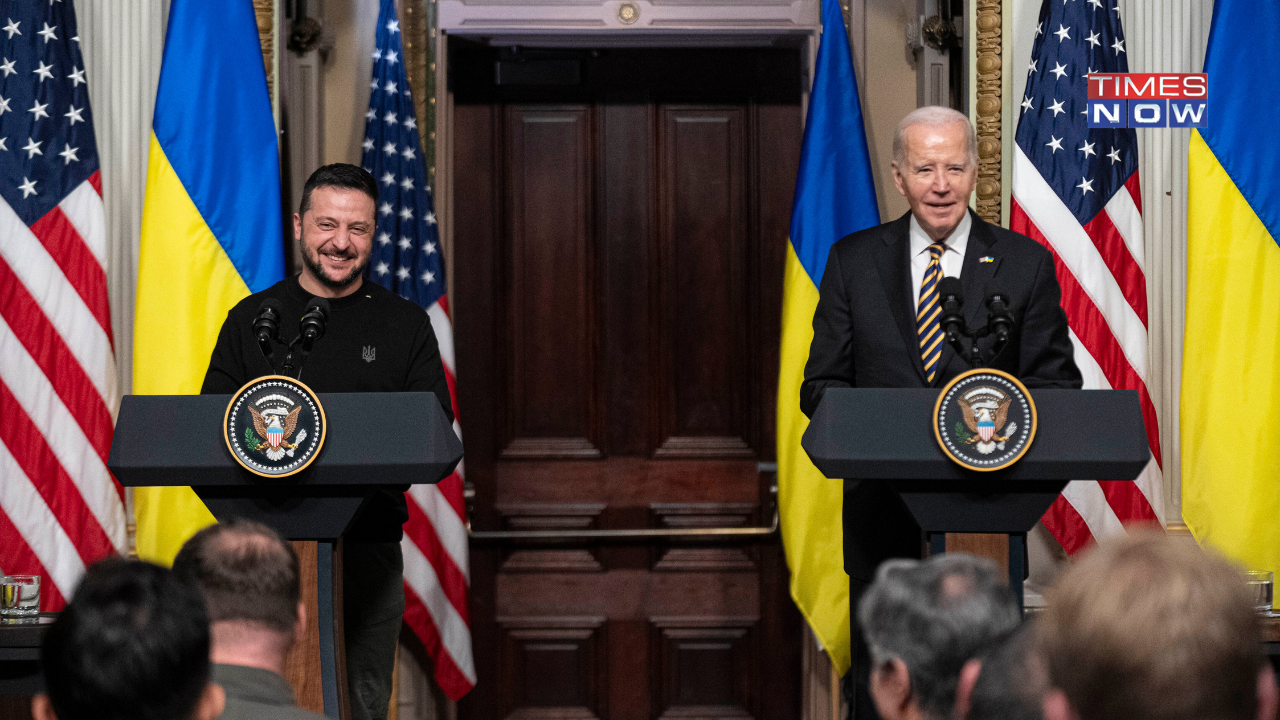 On Day 658 of Russia-Ukraine War, Biden Warns Putin Of A 'Christmas Gift'