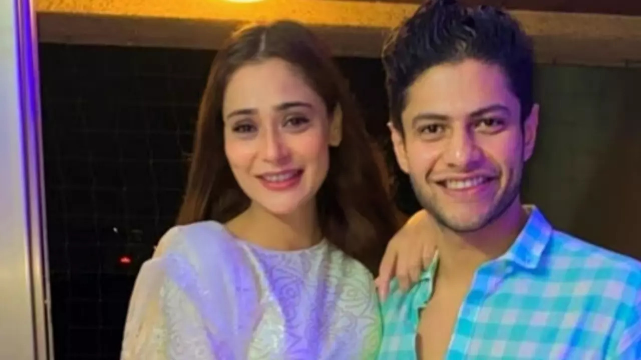 Sara Khan and Shantanu Raje