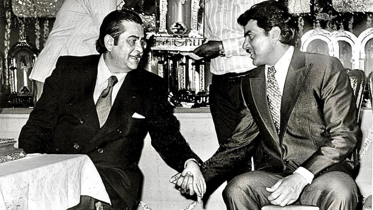 Raj Kapoor's 99th Birth Anniversary: Dharmendra, Shatrughan Sinha Remember Late Superstar With Unseen Pics