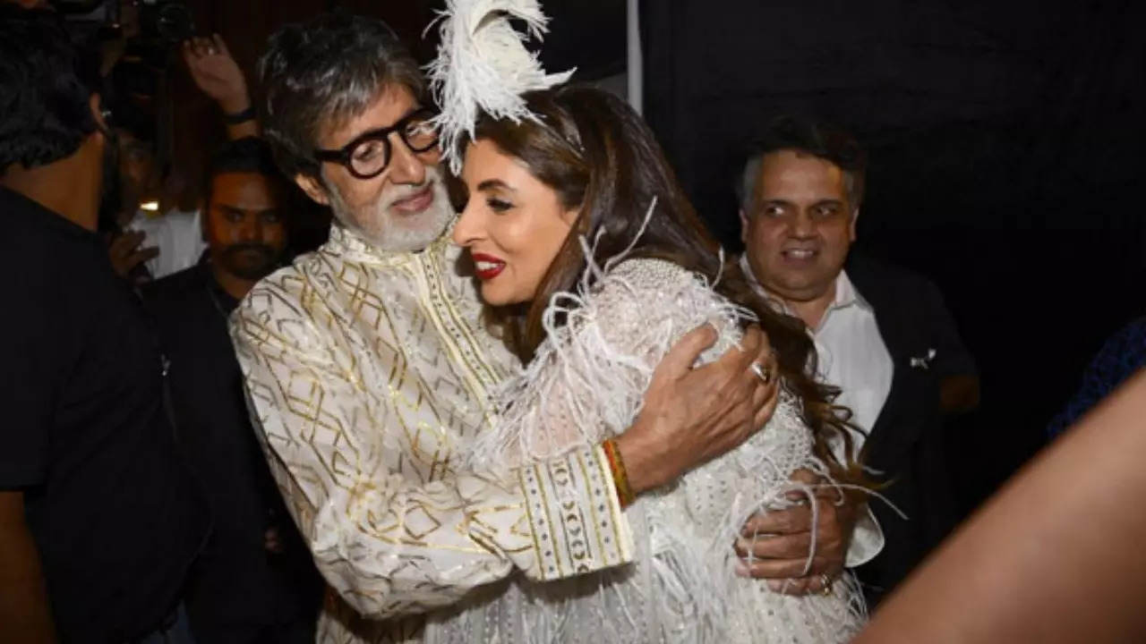 Amitabh Bachchan with Shweta Nanda