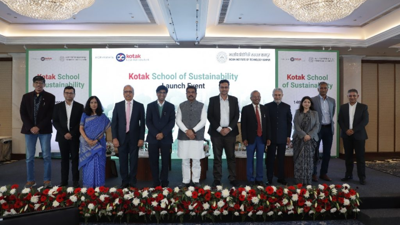 IIT Kanpur Partners with Kotak Bank to Set up School of Sustainability