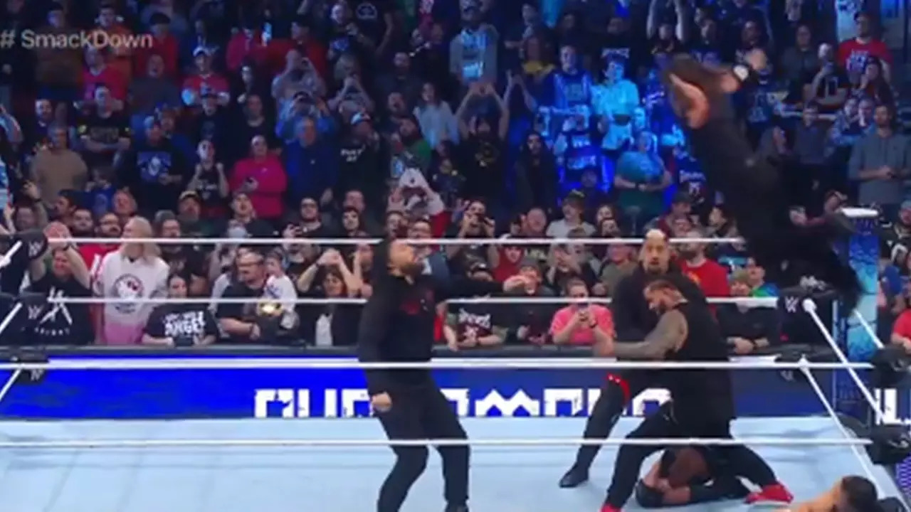 WWE SmackDown: Major Star Returns And Turns Heel, Randy Orton Challenges Roman Reigns For Huge Match at Royal Rumble