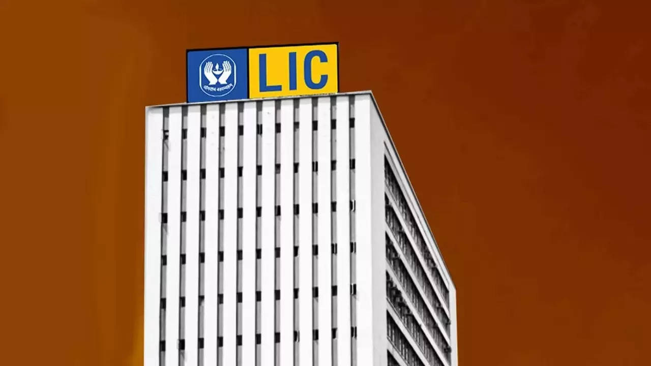 LIC Hikes Gratuity For Agents