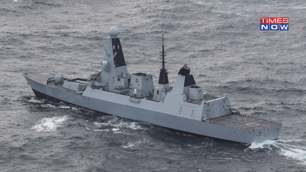 UK Royal Navy Agency Reports Explosion Near Ship in Red Sea, Houthi Attack Suspected