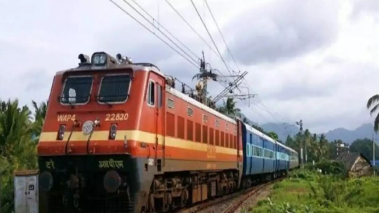 Change in pattern of train services following heavy rain in Tirunelveli and Tuticorin districts.