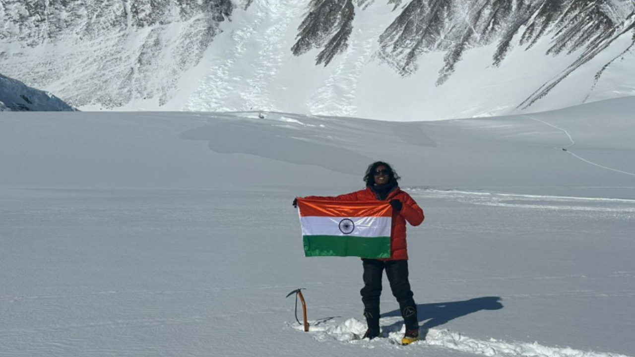 After Everest And Kilimanjaro THIS Kerala Man Climbs Antarctica's Highest  Peak- Mount Vinson