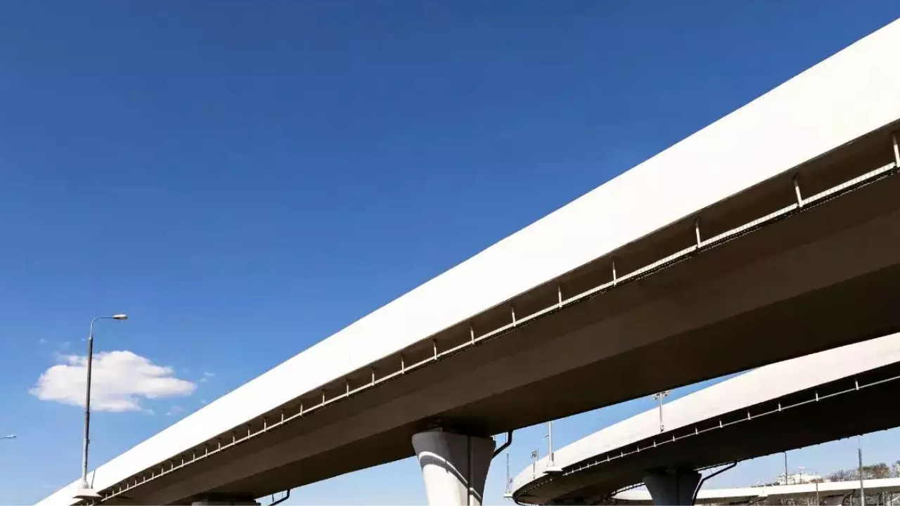 The 1.5 km flyover, with six lanes and an estimated cost of Rs 241 crore, is expected to facilitate traffic flow. (Representational Image)