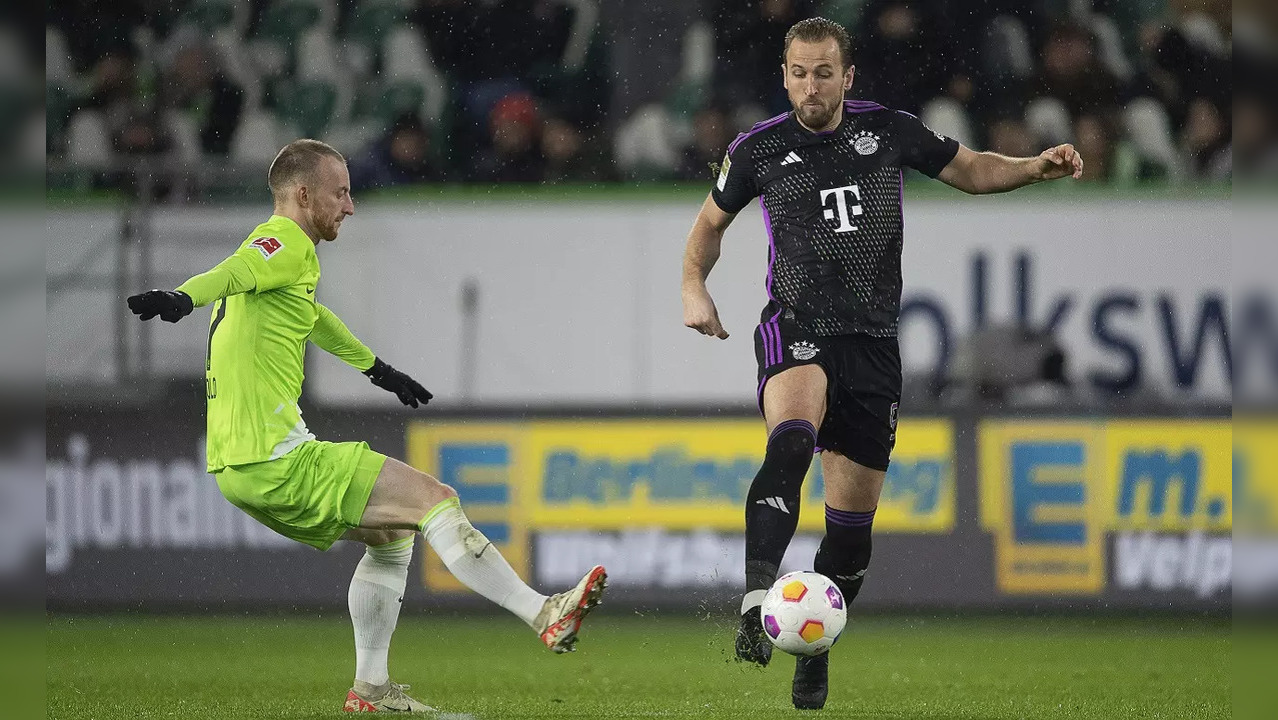 Bayern Munich beat Wolfsburg 2-1