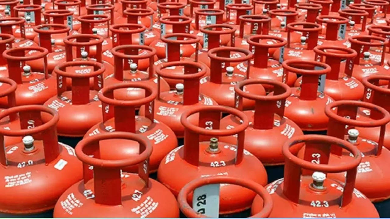 lpg cylinder prices reduced