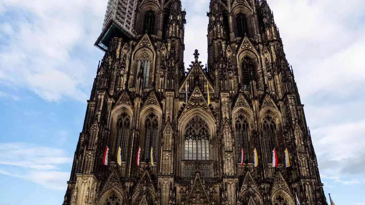 Cologne Cathedral Security Threat