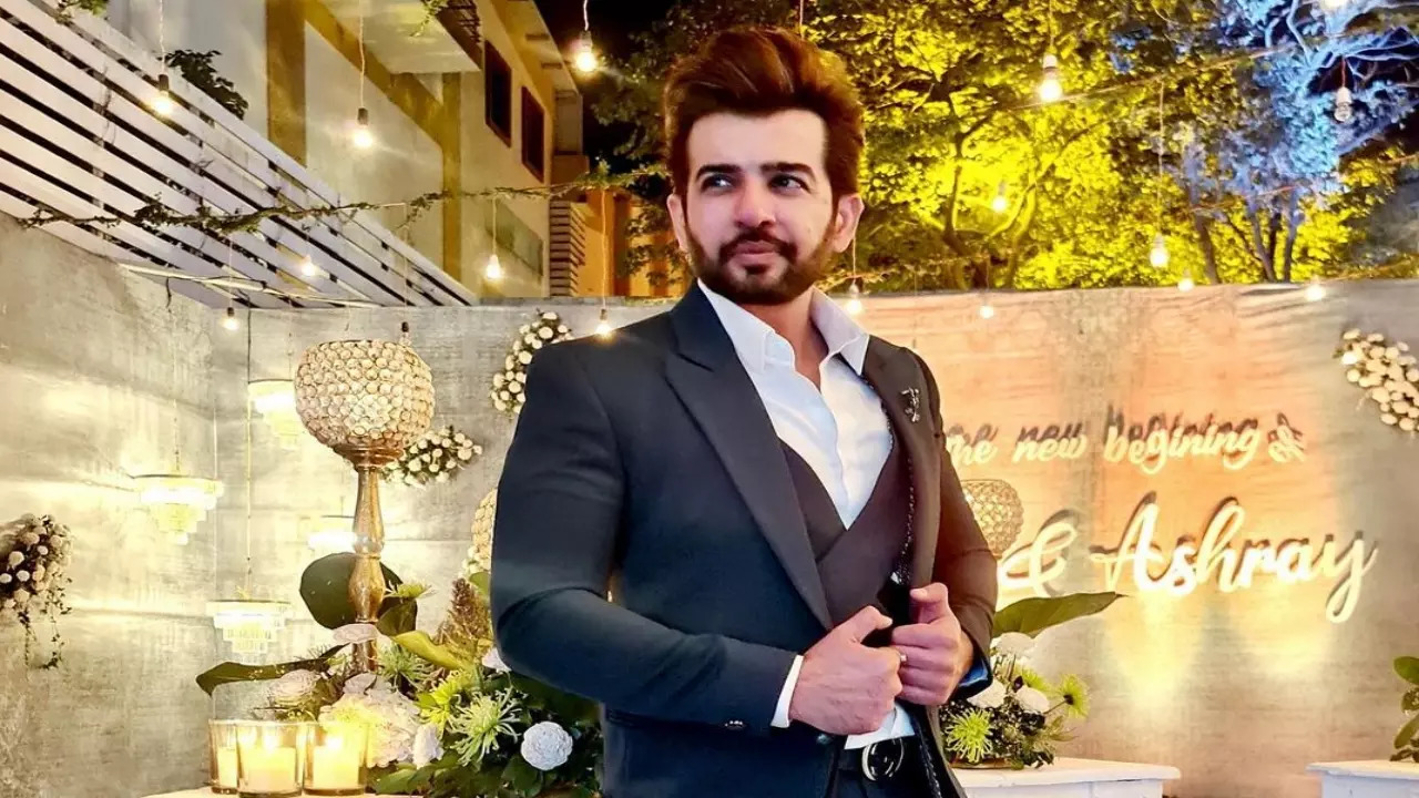 Exclusive! Jay Bhanushali Still Stuck At Goa Airport