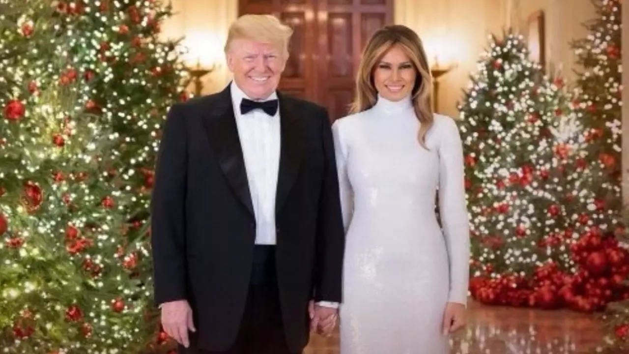 Donald Trump Melania Christmas Photo