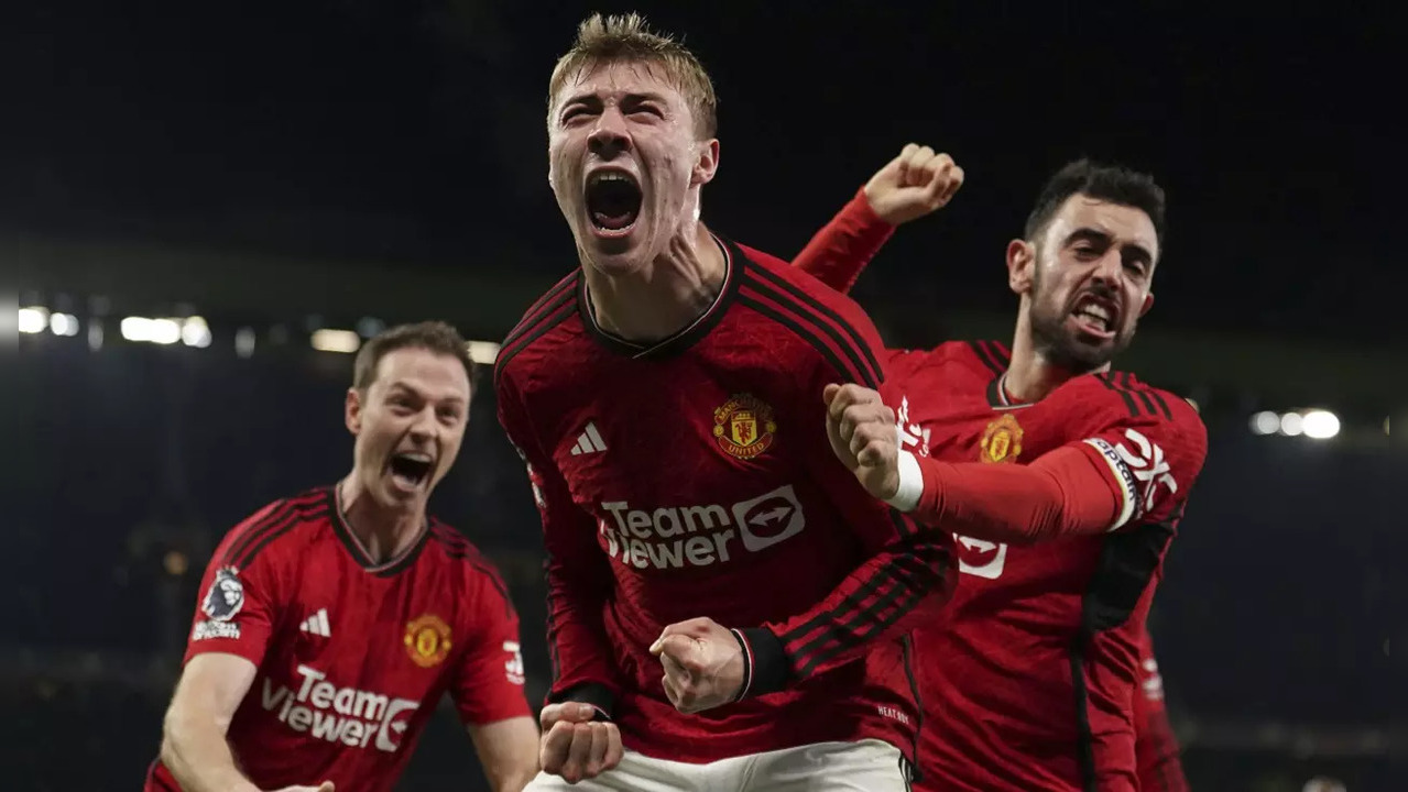 Man Utd beat Aston Villa