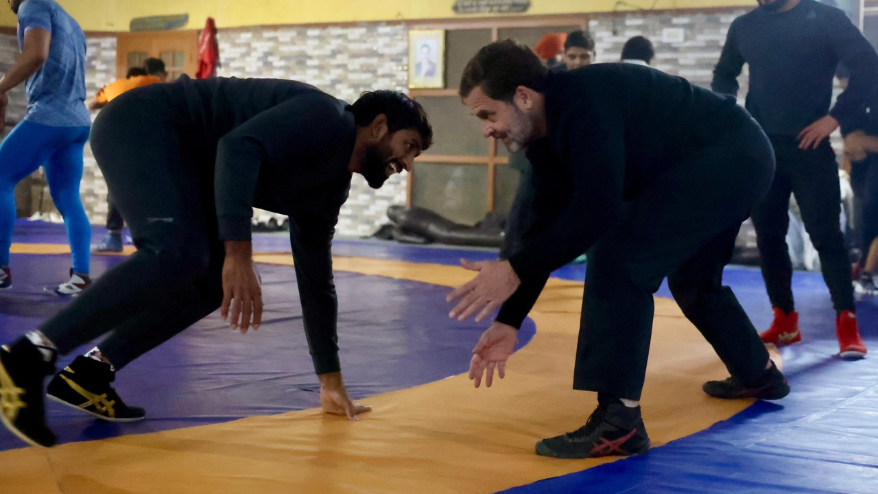 Rahul gandhi wrestling