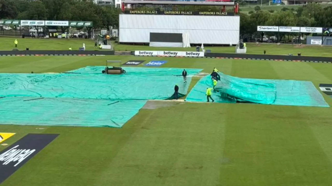 HIGHLIGHTS  India vs South Africa 1st Test Day 2 Centurion Weather Update Play Resumes After Rain Delay