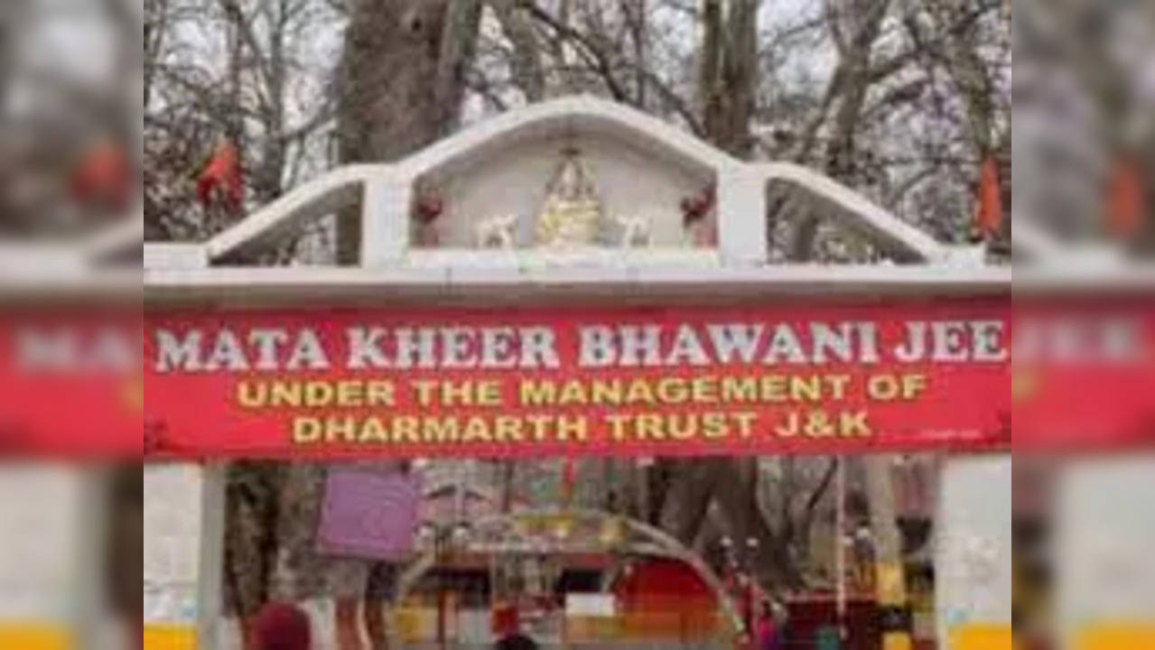 Kheer Bhawani temple, where the water of the spring changes colour