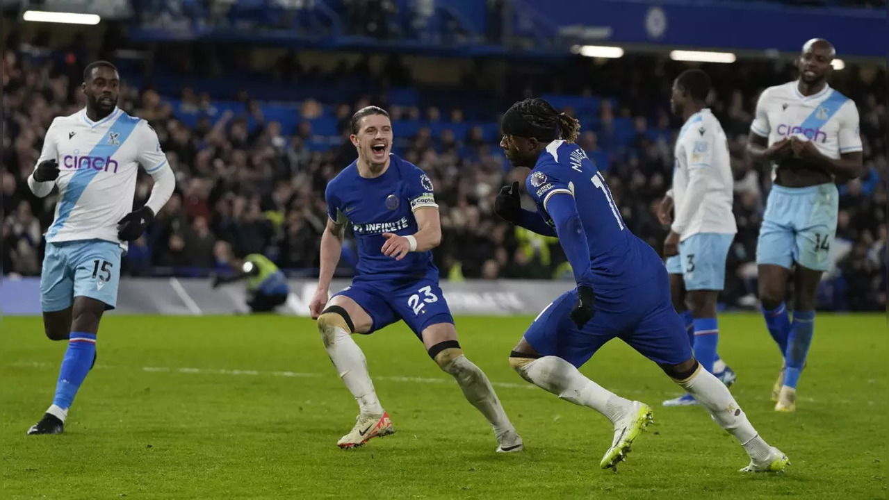 Chelsea beat Crystal Palace 2-1 in Premier League