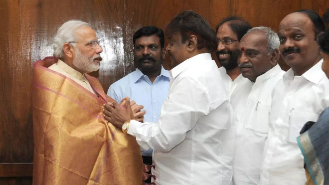 vijayakanth with modi