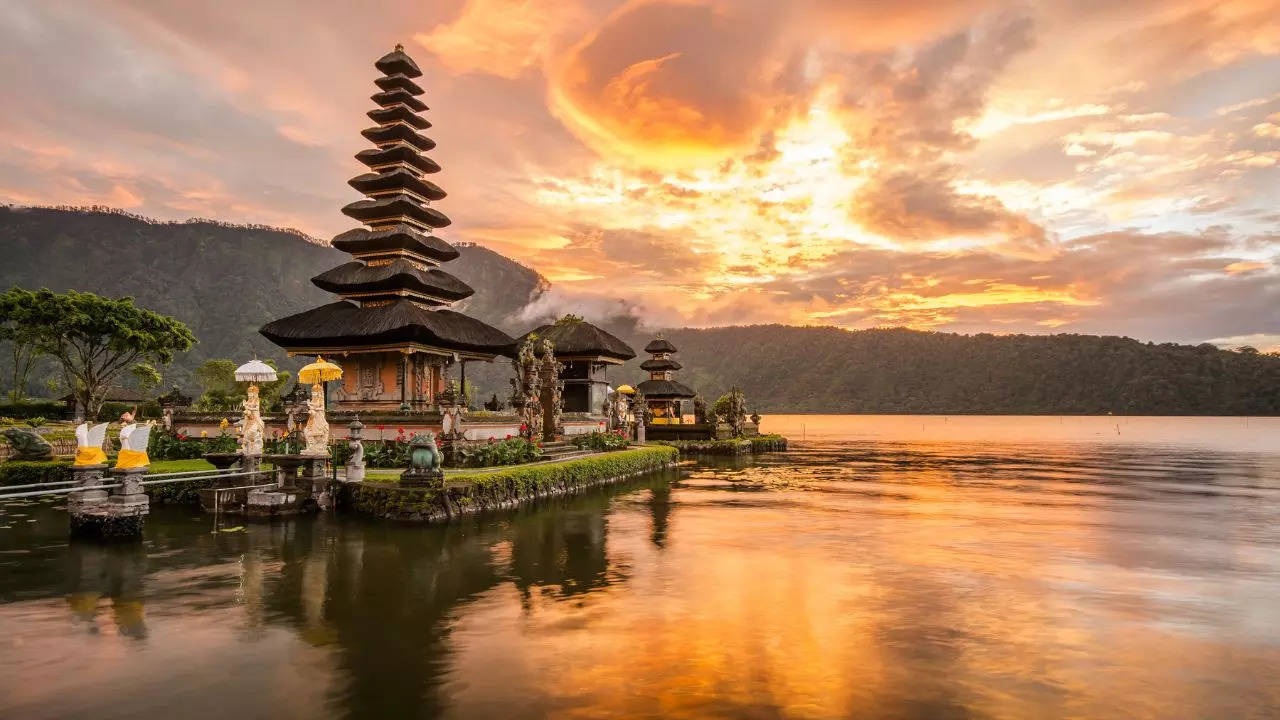 Berita Visa Indonesia: Indonesia Memperkenalkan Visa Masuk Berganda 5 Tahun untuk Meningkatkan Pariwisata