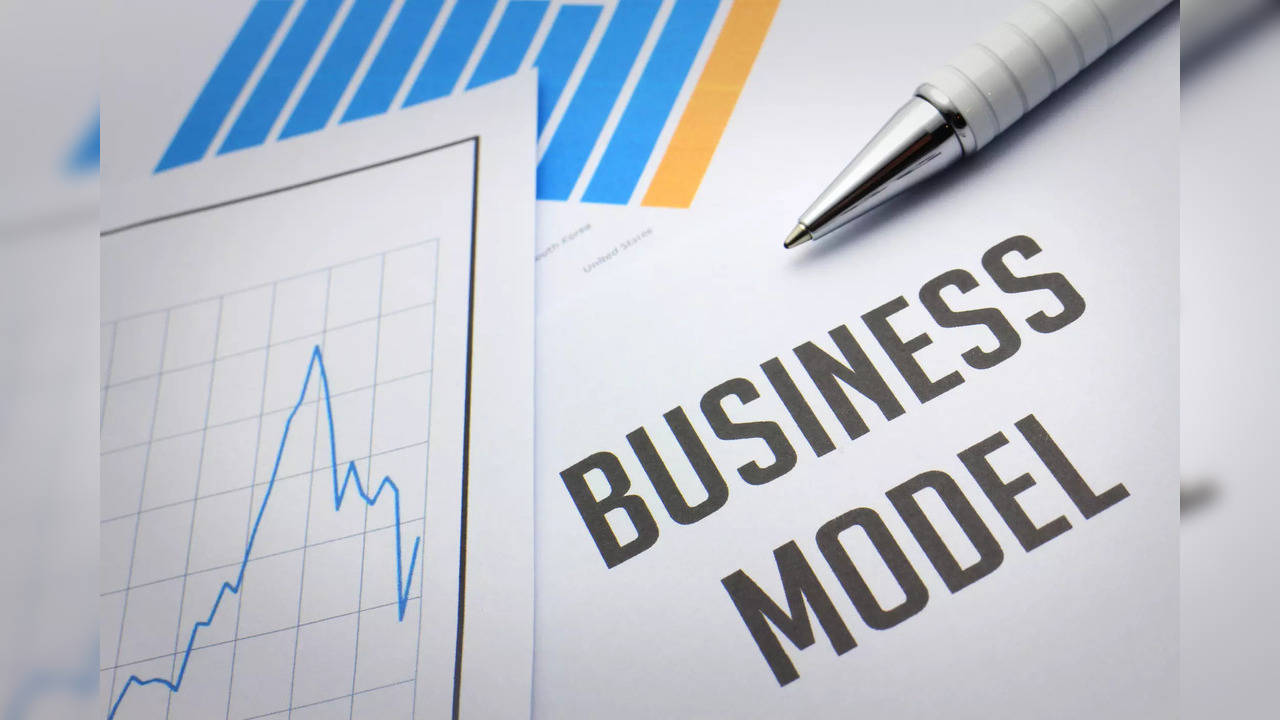 Business 2024: Evolving Digital Business Models