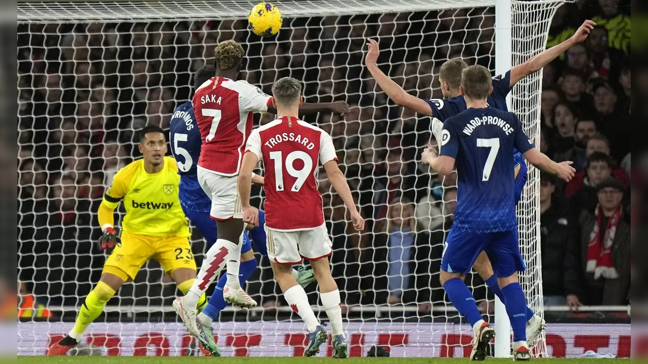 West Ham beat Arsenal in Premier League