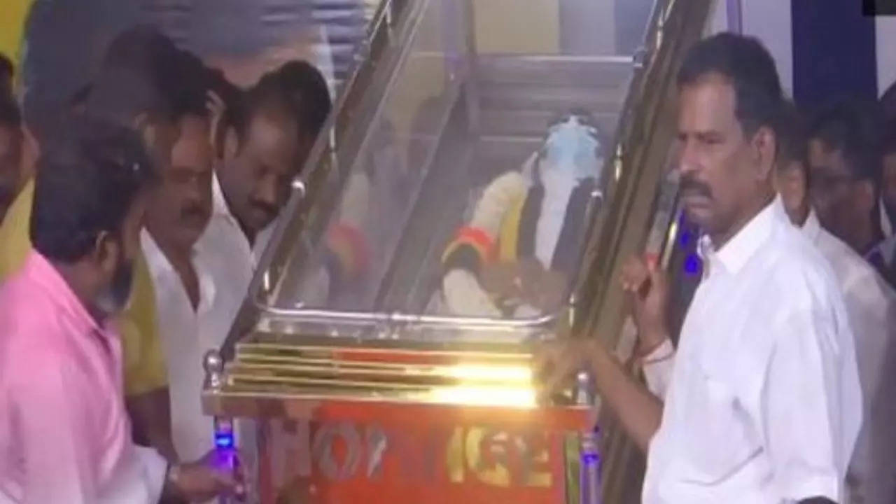 Vijayakanth (4)