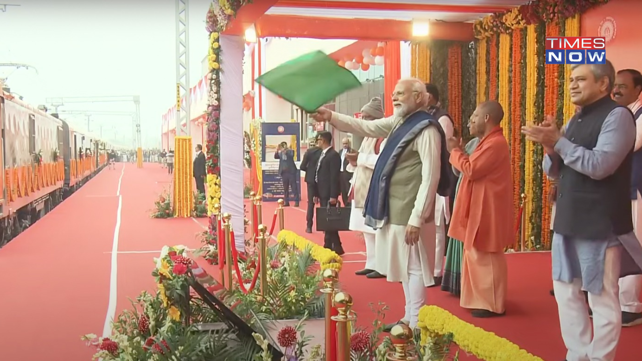 PM Modi Ayodhya Visit Highlights Devotees From Vadodara Leave With 108-feet-long Agarbatti For Ayodhya