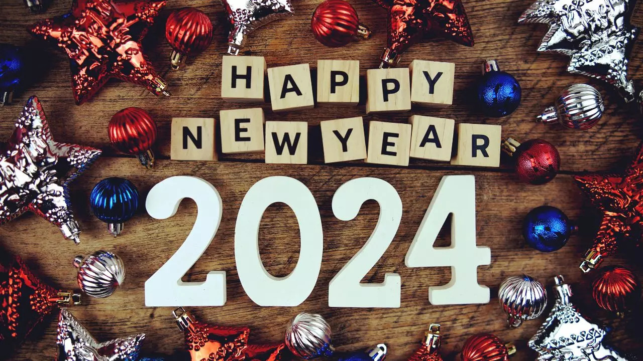 Happy New Year Wishes 2024 LIVE 281 New Years Day WhatsApp Status Greetings Images Quotes Messages to Share with your Loved Ones