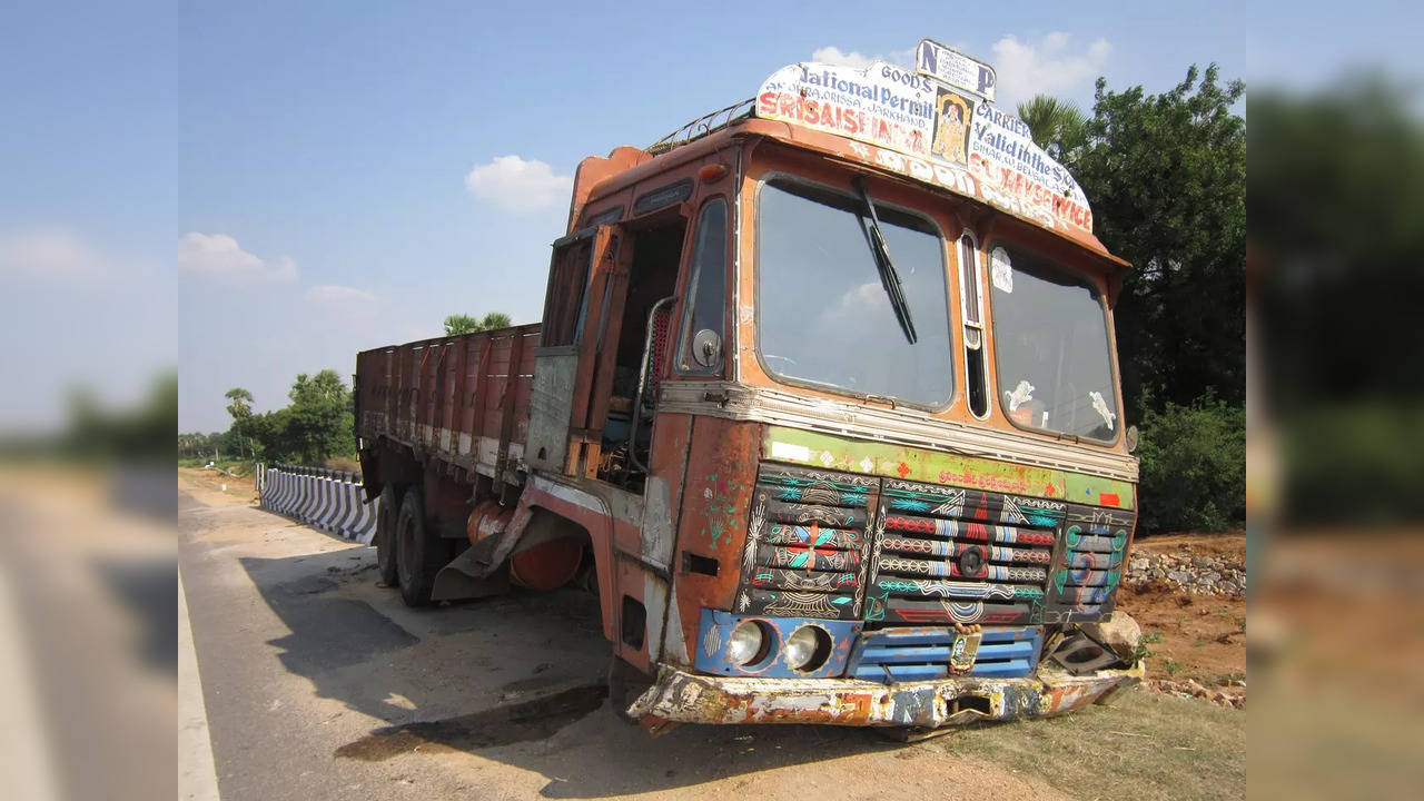 ​A representative picture of a truck (Pixabay)