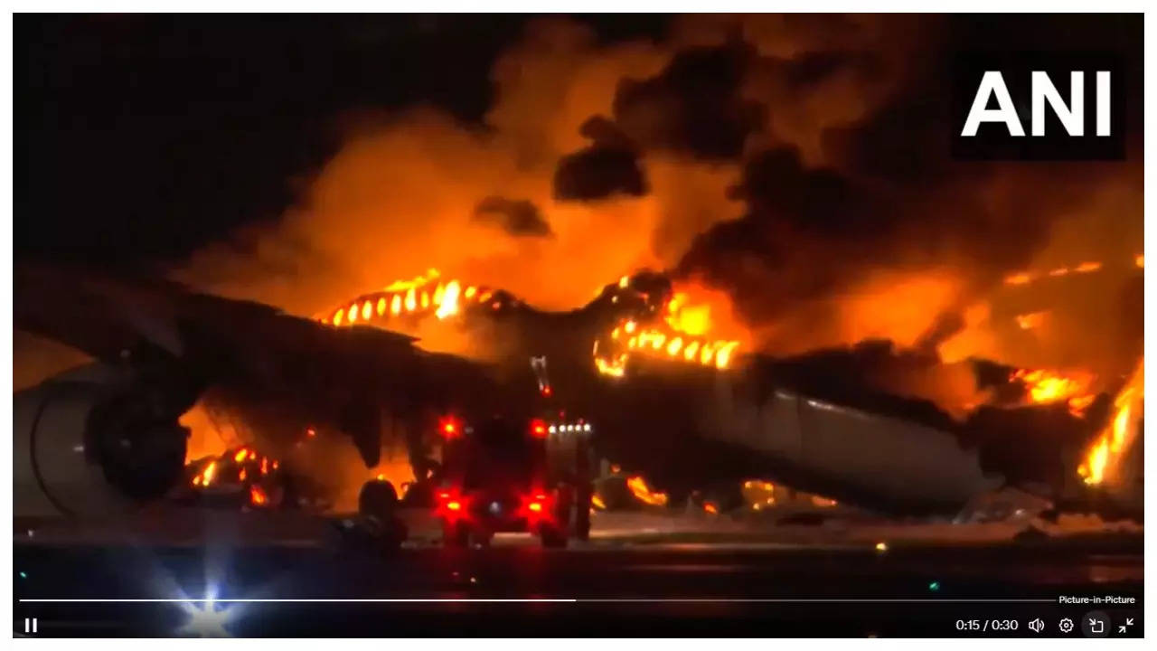 Japan Plane Fire