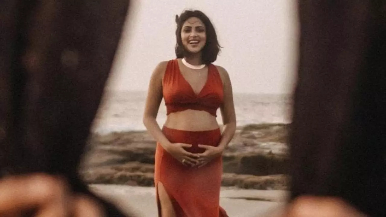 Amala Paul Announces  Pregnancy With Husband Jagat Desai, Flaunts Baby Bump