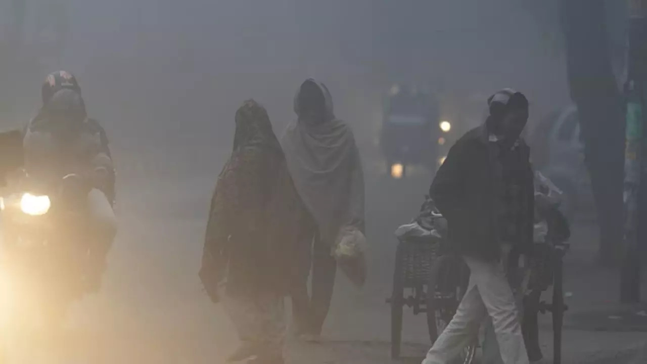 Freezing Delhi-NCR: Minimum Temperatures Dip to 6°C, Check Weather Forecast for Next 5 Days