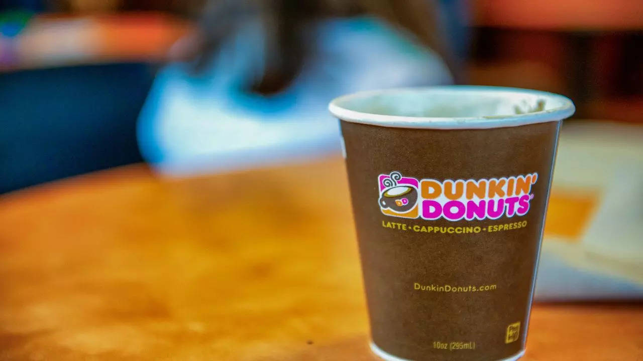 The Dunkin' Donuts staff admitted they were aware of the malfunctioning toilet from incidents prior to the explosion. | Gagliardi Photography via Canva