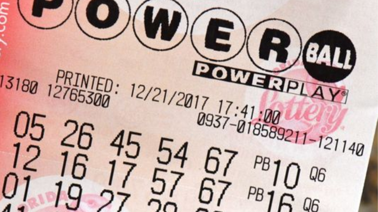 US Woman Wins ₹16 Crore Lottery Prize, Received As Christmas Gift.