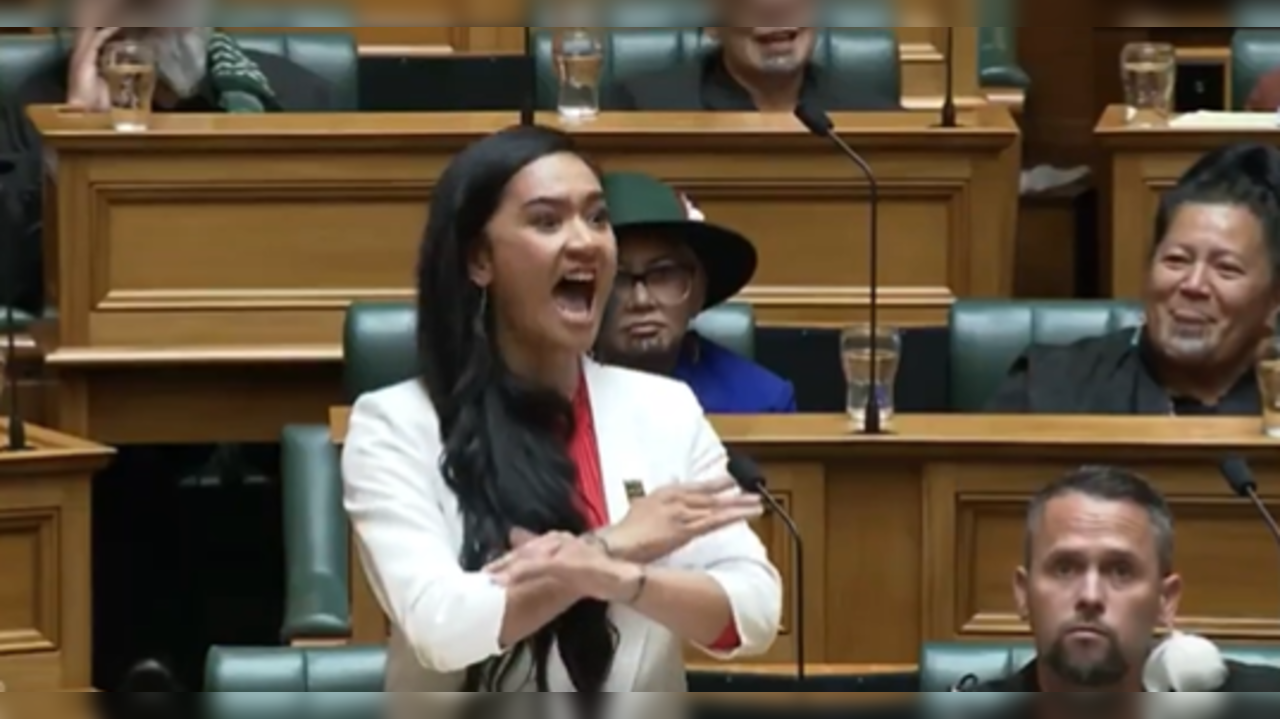 Maori MP Hana-Rawhiti Maipi-Clarke Doing The HAKA