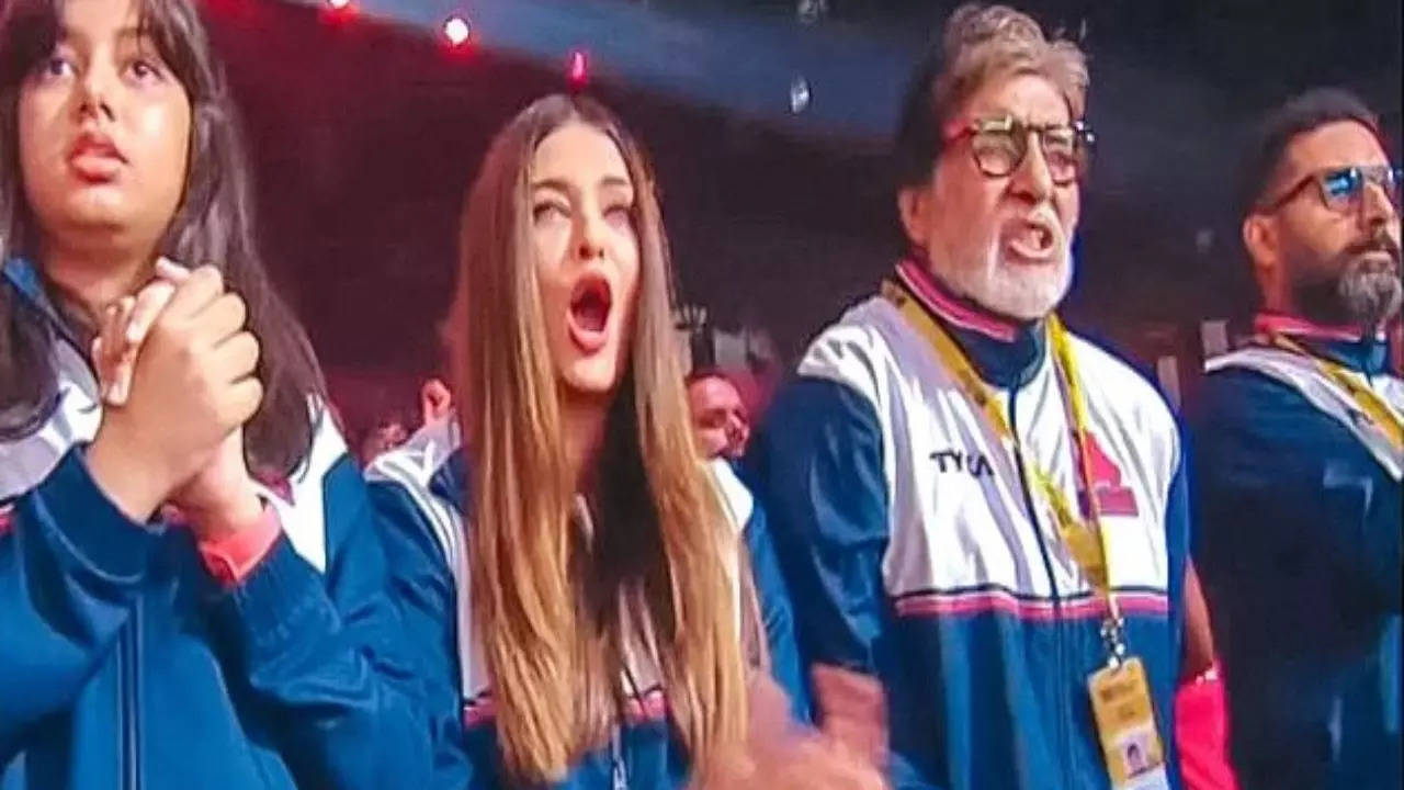 Aishwarya Rai, Aaradhya Join Amitabh Bachchan To Cheer For Abhishek Bachchan's Kabaddi Team. See Pics