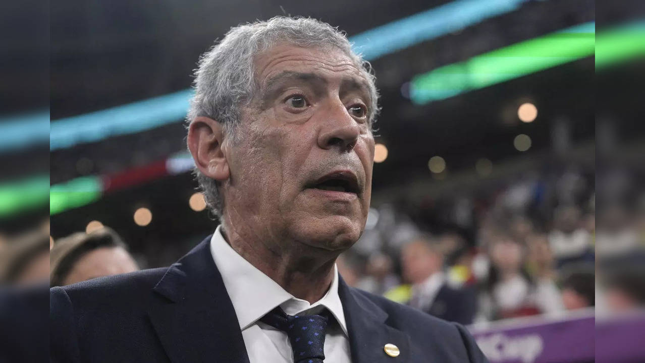 Besiktas on Sunday appointed Portuguese legend Fernando Santos as head coach