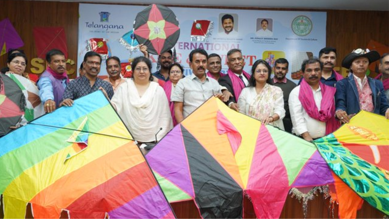 The three-day event at Parade Grounds Secunderabad will see international kite flyers flying kites of various shapes and colours.