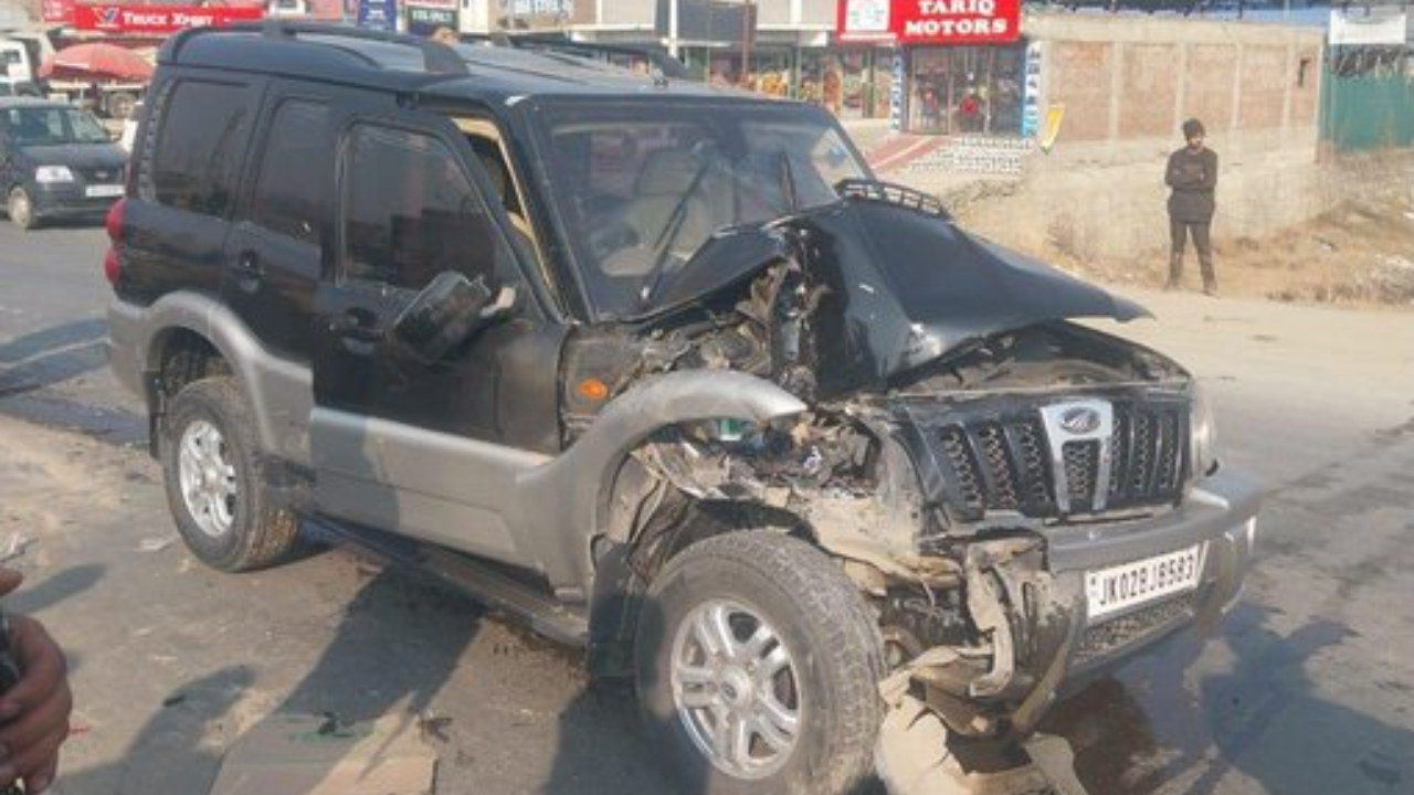 Mehbooba Mufti's Car