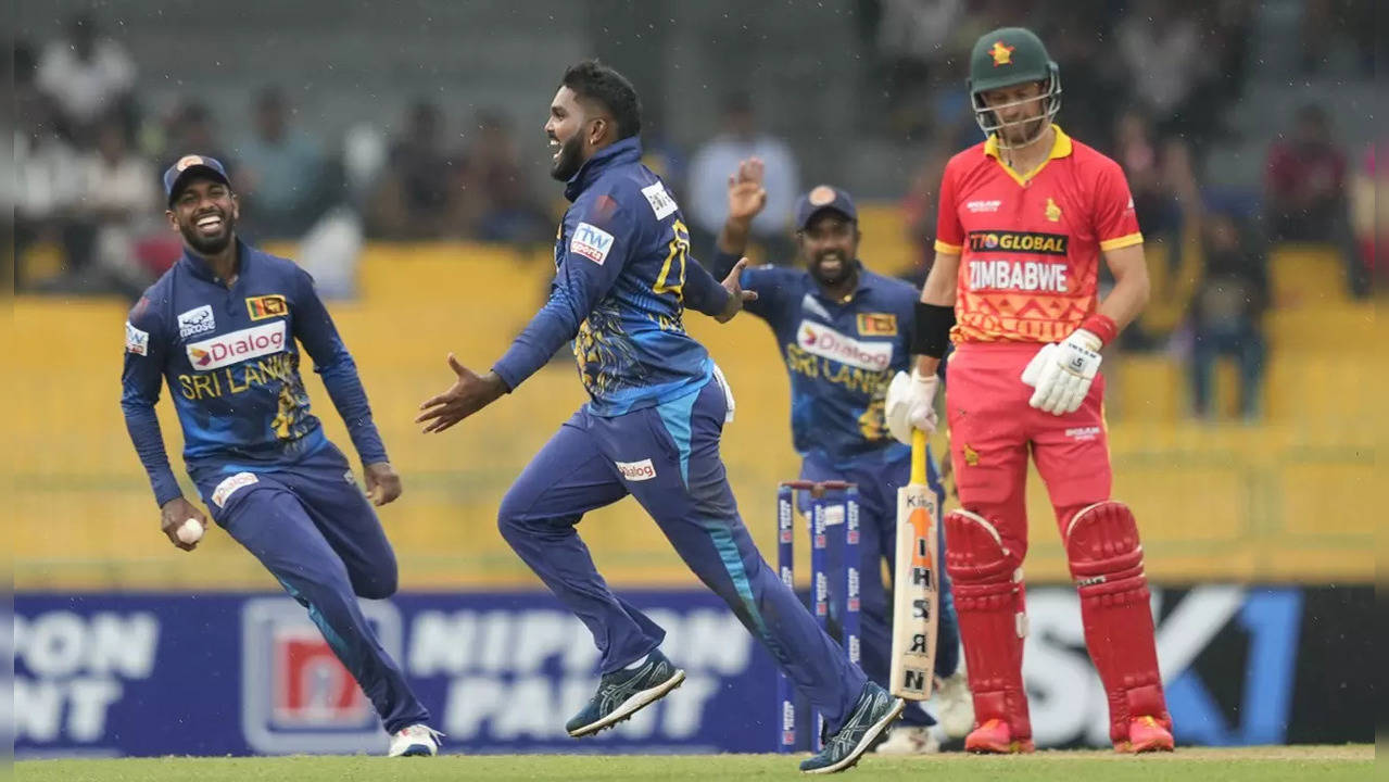 Wanindu Hasaranga takes 7 for 19 as Sri Lanka beat Zimbabwe by 8 wickets in 3rd ODI