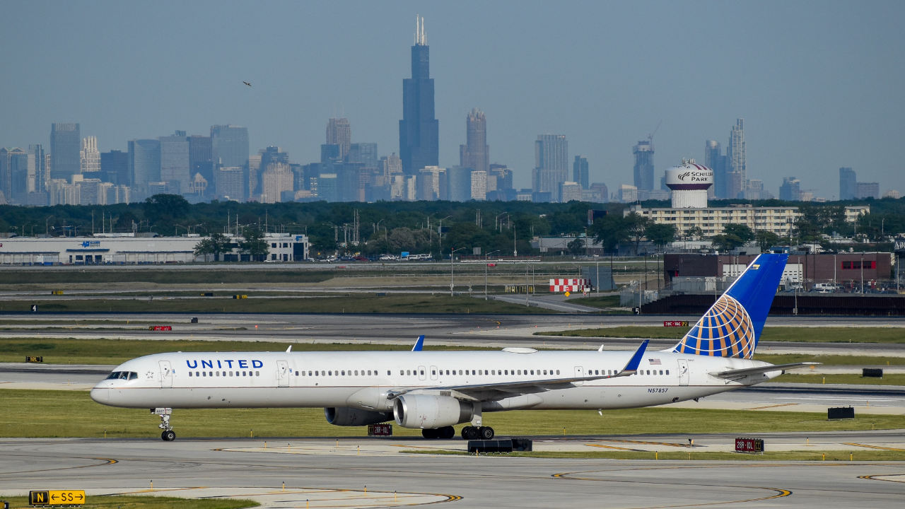 Winter storm affected flights at Chicago's O'Hare