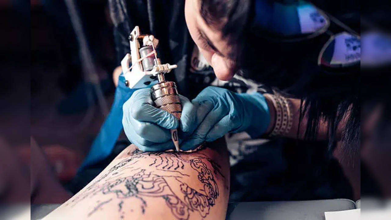 What To Wear When Getting Tattooed – Stories and Ink