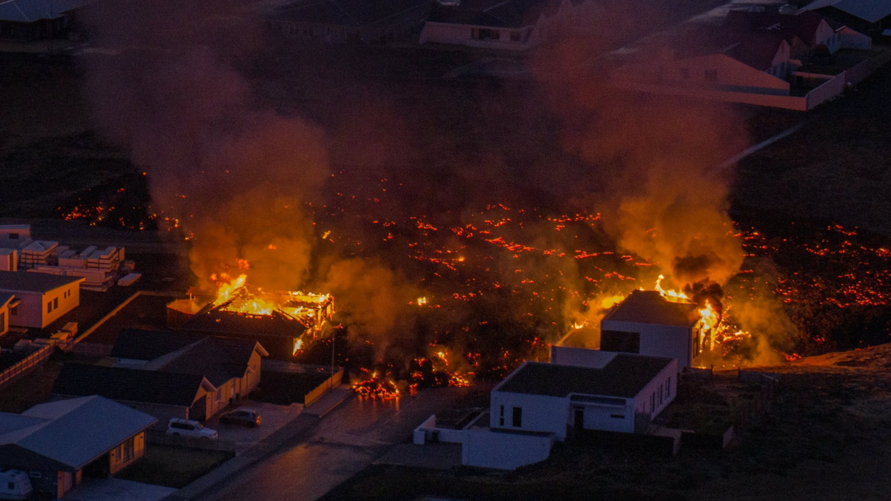 Iceland Volcano Eruption  (Photo: @ragnaraxelsson1/X)