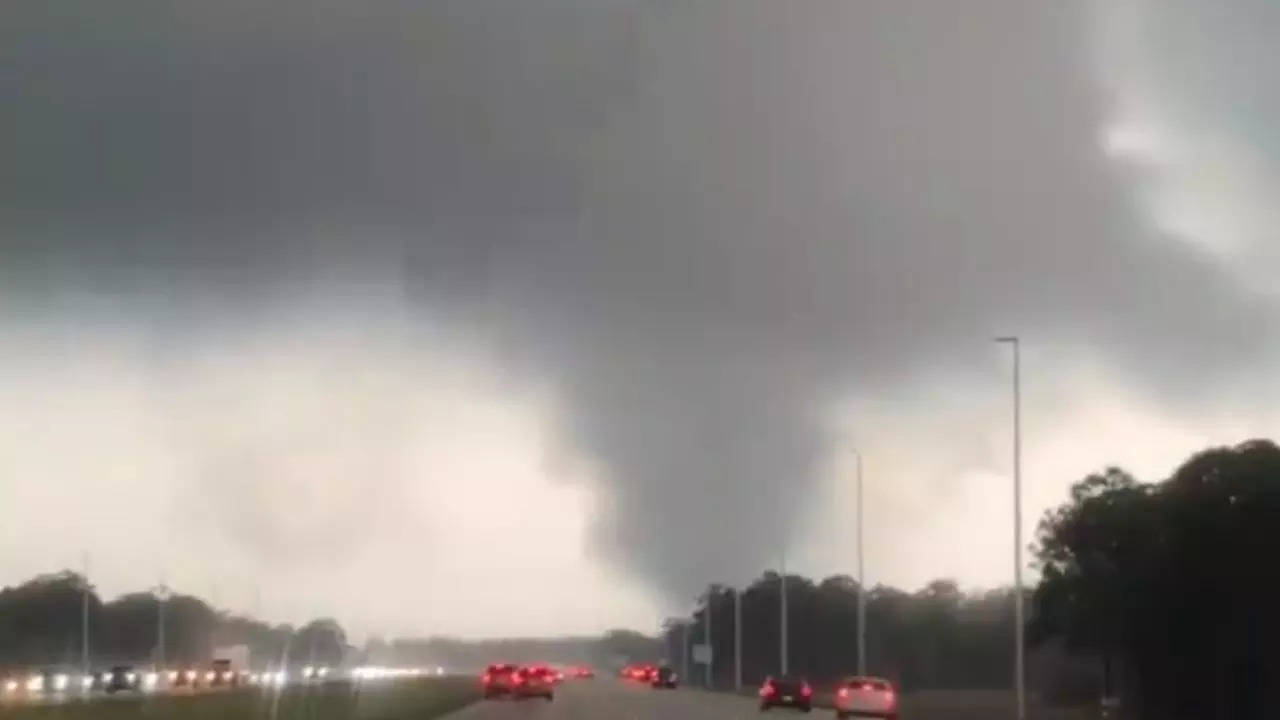 Port St. Lucie Tornado Touchdown: When Will Twister Reach Florida's Martin County, Palm City And Stuart  | Advisories